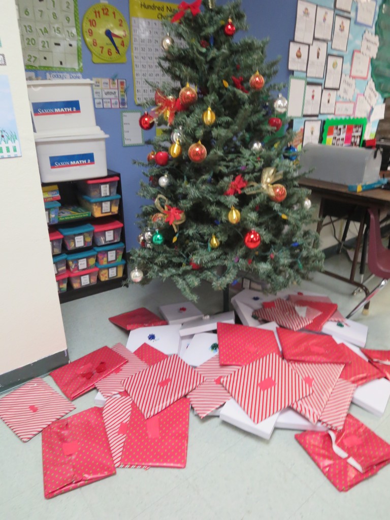 Ideas for celebrating Christmas in the classroom. 